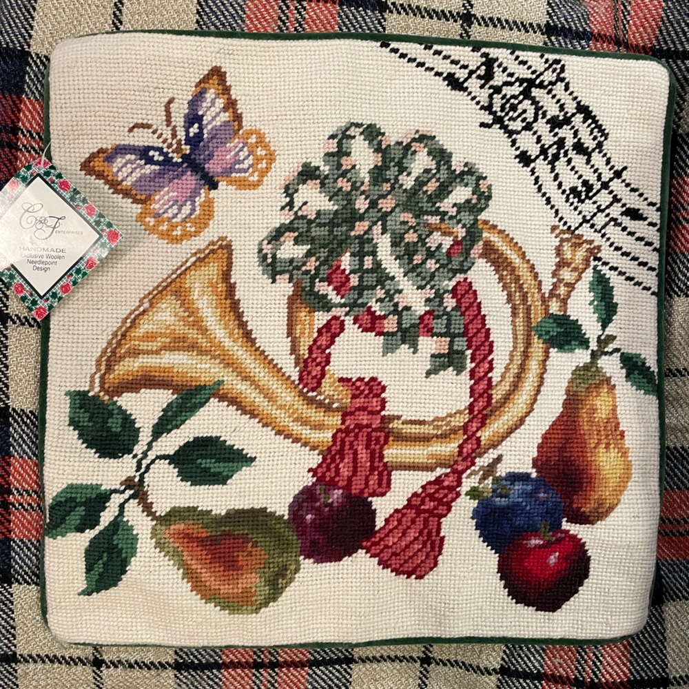 Vintage Handmade Needlepoint Christmas French Horn, Bow & Fruit Pillow Cover NEW